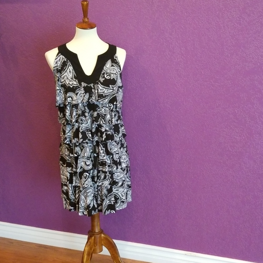 White House Black Market Tiered Dress